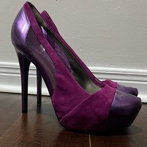 Guess Shoes- size 10